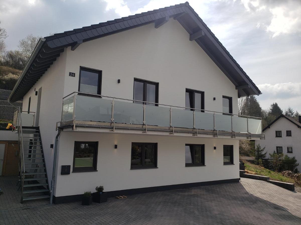 Ferienwohnungen Am Aeppelsberg Volkesfeld Zewnętrze zdjęcie